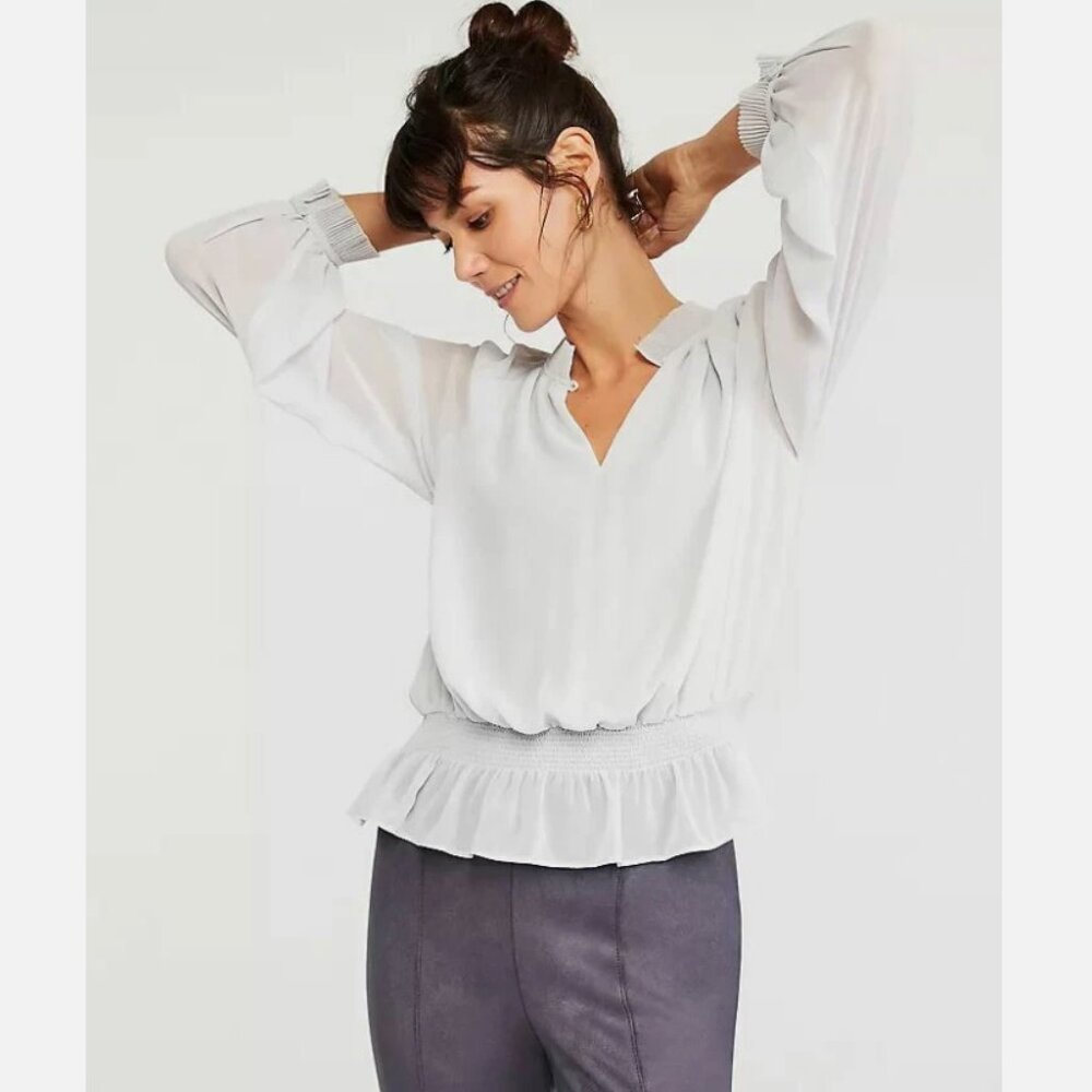 Women's Ann Taylor Pleated Smocked Waist Blouse Top Light Gray Sz Large